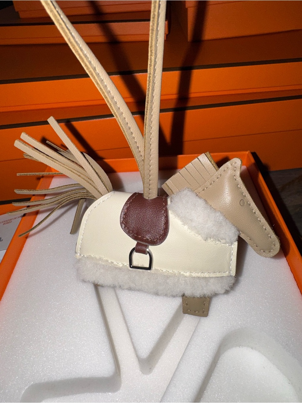 2025 Hermes Beige and Cream Shearling Rodeo Robeo Bag Charm (NWT) - Picture 4 of 6